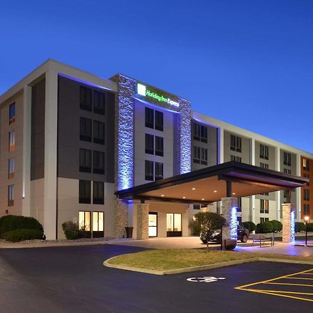 Holiday Inn Express Rochester - University Area, An Ihg Hotel Exterior photo